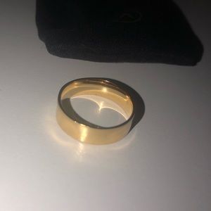 Mejuri ring!